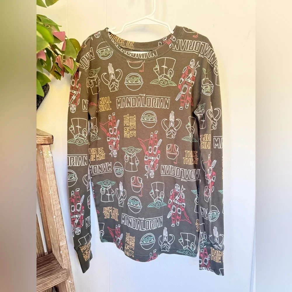 ⭐️ GAP x Star Wars The Mandalorian Sleep Top | Size 14 | Grogu Baby Yoda